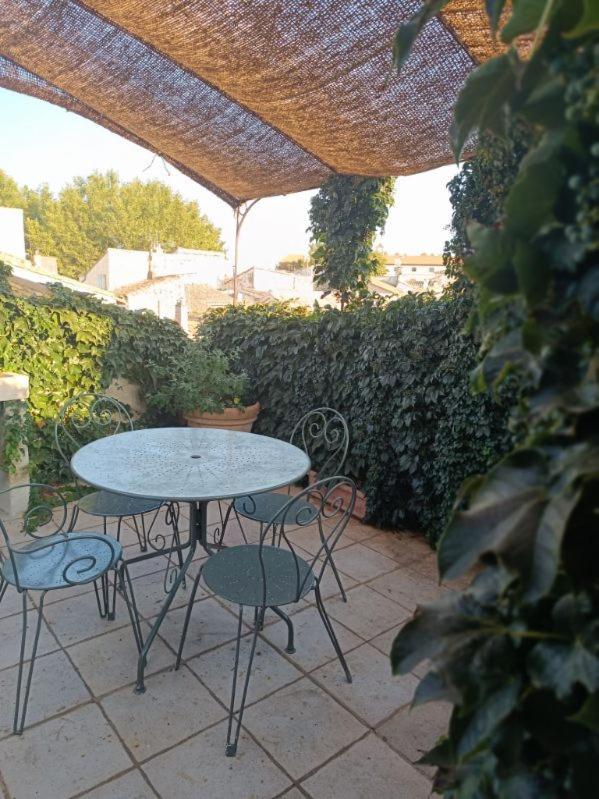 La Confidentielle Centre Ville Arles Terrasse Eksteriør bilde